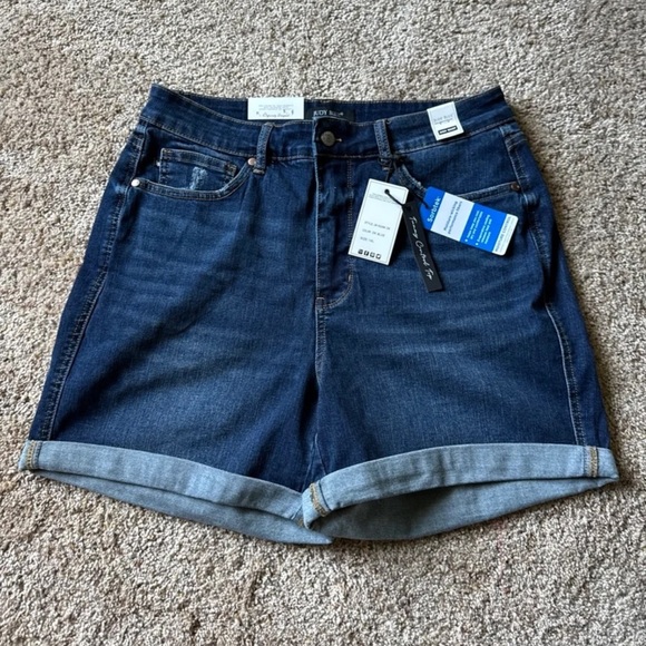 NWT Judy Blue Tummy Control High Waist Cool Denim Shorts, style 150286 
size 1XL - Picture 8 of 12